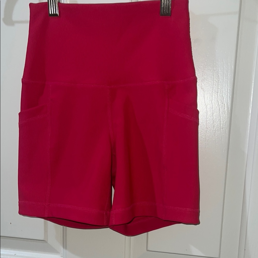 New w/o tags (never worn) 90 Degree By Reflex Pink High Waist Shorts